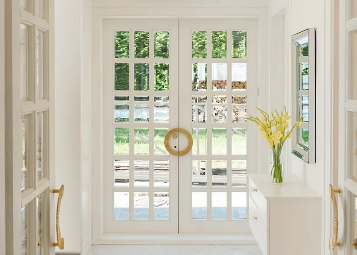 Villa Luxury With Sauna In The Pine Forest Close To Centre