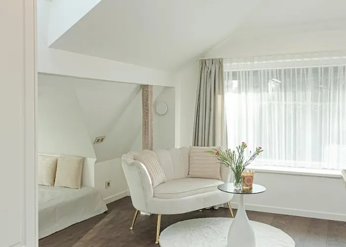 Luxury With Sauna In The Pine Forest Close To Centre *